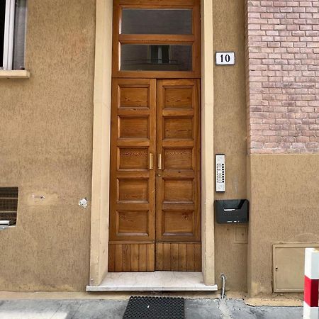 Charming Apartment Near Saragozza 볼로냐 외부 사진