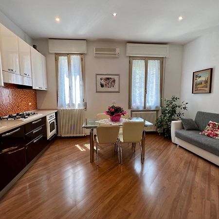 Charming Apartment Near Saragozza 볼로냐 외부 사진